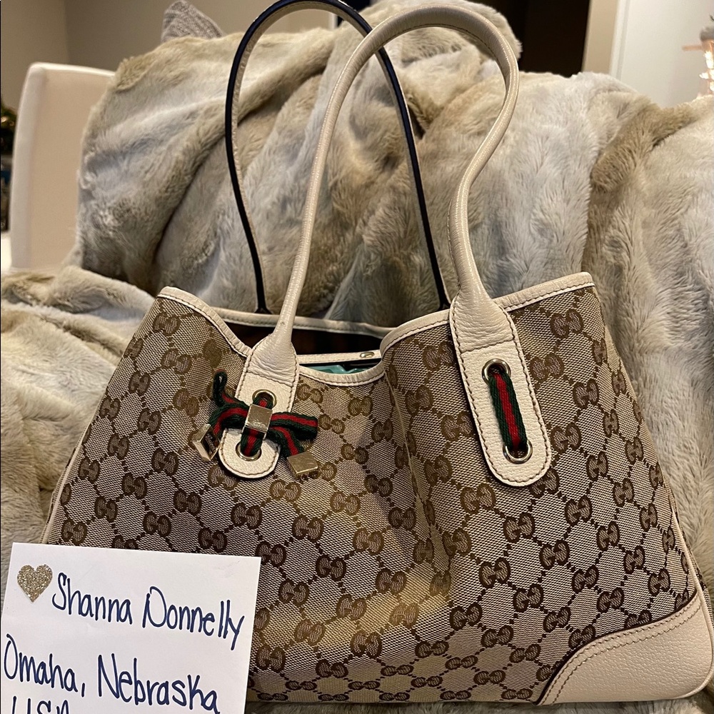 Gucci 🍒line bag